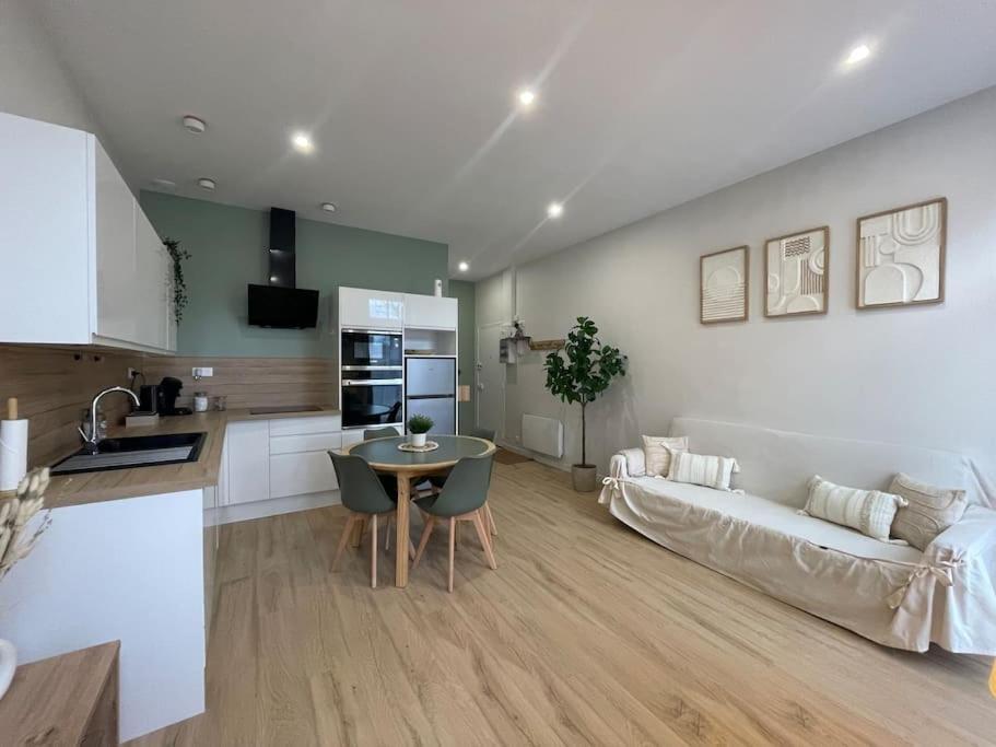 Joli Appartement Avec Parking - Proche Centre Ville Chartres Extérieur photo