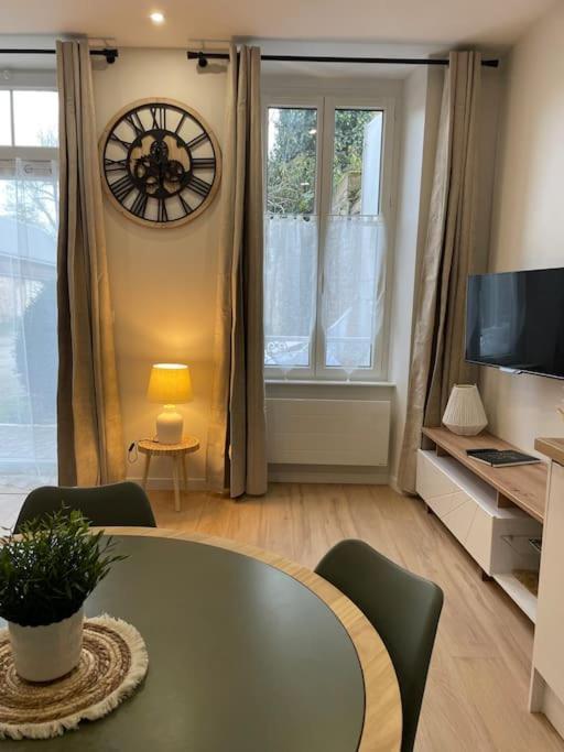 Joli Appartement Avec Parking - Proche Centre Ville Chartres Extérieur photo
